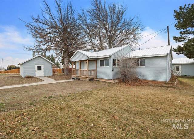 Property at 127 E 100 N, Rupert, ID 83350, 3 beds, 2 baths