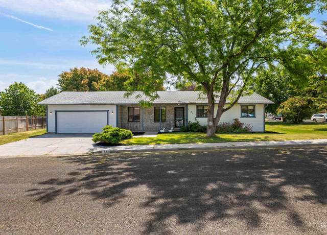 Property at 1131 Aztec Dr, Twin Falls, ID 83301, 3 beds, 2 baths