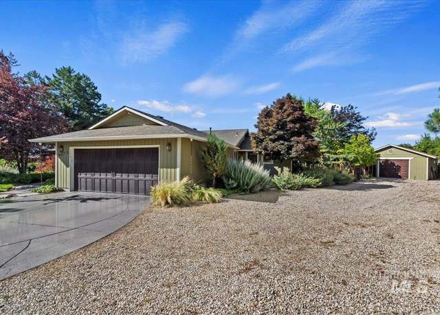 Property at 8371 Stetson, Boise, ID 83709, 3 beds, 2 baths