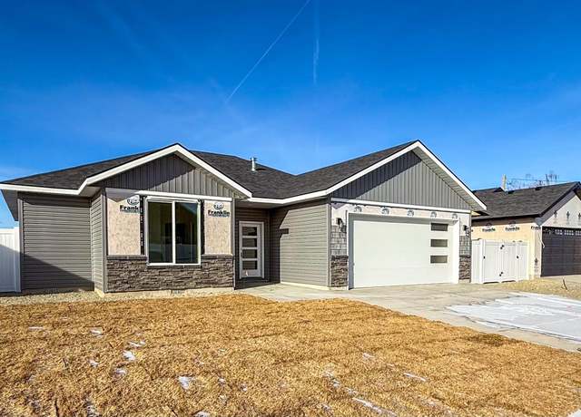 Property at 2950 Mcbride Pl, Burley, ID 83318, 3 beds, 2 baths