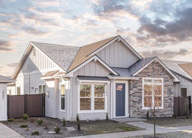 Property at 2293 E Hidcote St, Meridian, ID 83642, 3 beds, 2 baths