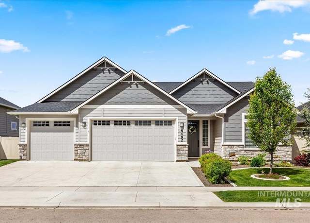 Property at 8492 E Drover Loop, Nampa, ID 83687, 4 beds, 2 baths