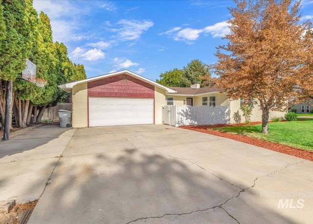 Property at 91 S Andrew St, Nampa, ID 83651, 3 beds, 2 baths