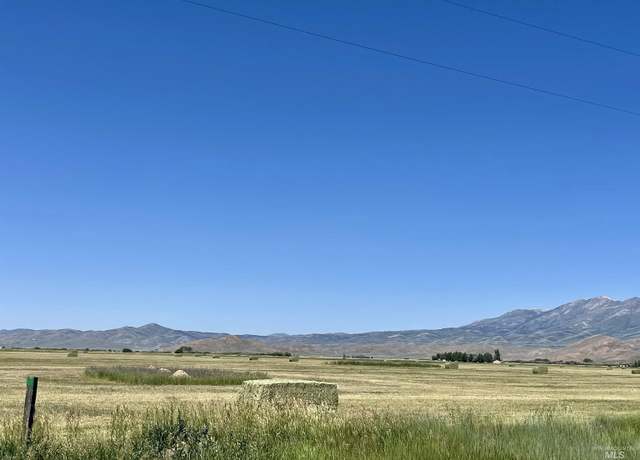 Property at 1149 Soldier Rd, Fairfield, ID 83327