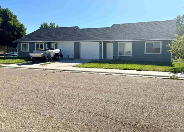Property at 1912 S Locust St, Nampa, ID 83686, 2 beds, 2 baths