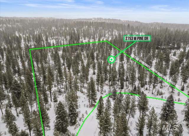 Property at 2753 W Pine Dr, New Meadows, ID 83638