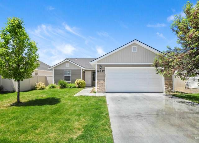 Property at 16857 Vintage Oak Ave, Caldwell, ID 83607, 3 beds, 2 baths