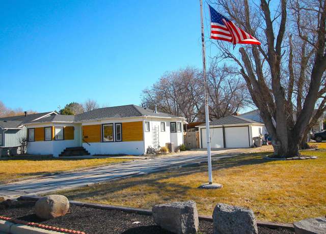 Property at 508 E Ash St, Caldwell, ID 83605, 3 beds, 2 baths