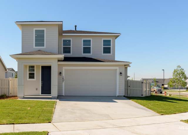 Property at 1386 W Dovefield St, Meridian, ID 83642, 3 beds, 2.5 baths