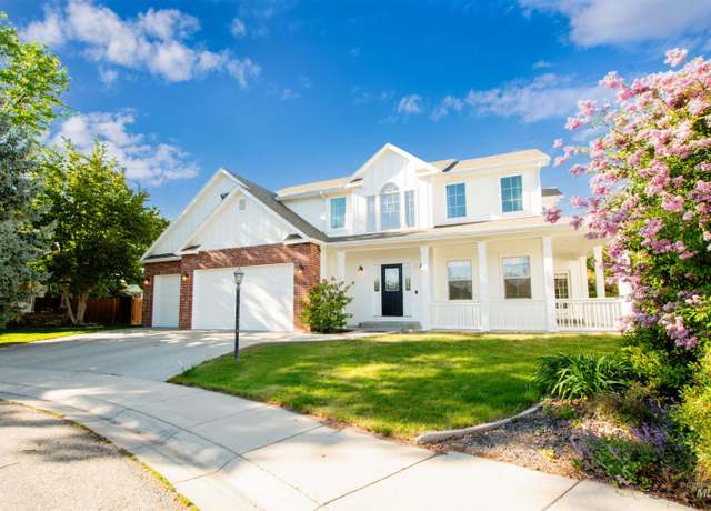 Property at 6174 N Queensbury Pl, Boise, ID 83713, 5 beds, 3.5 baths