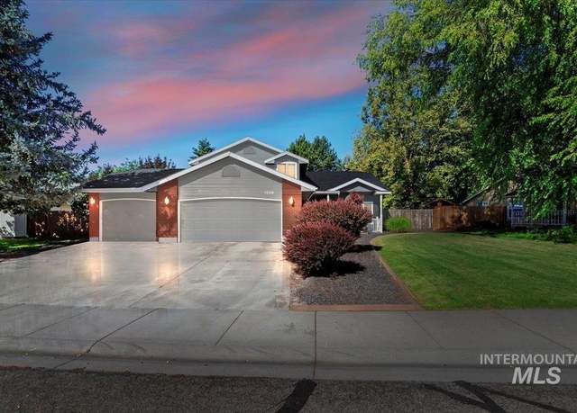 Property at 1559 N Ellington Way, Eagle, ID 83616, 4 beds, 3 baths