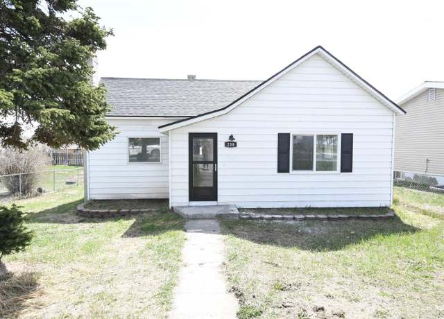 Property at 238 W Main St, Saint Anthony, ID 83445, 3 beds, 1 bath