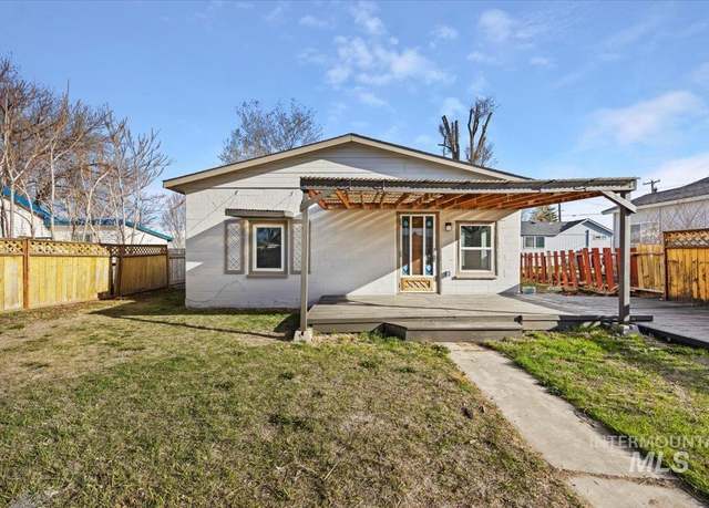 Property at 314 Monroe St, Kimberly, ID 83341, 3 beds, 1 bath