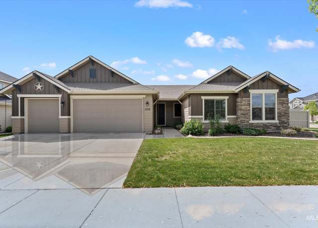 Property at 1319 White Horse Ridge Dr, Middleton, ID 83644, 4 beds, 2 baths