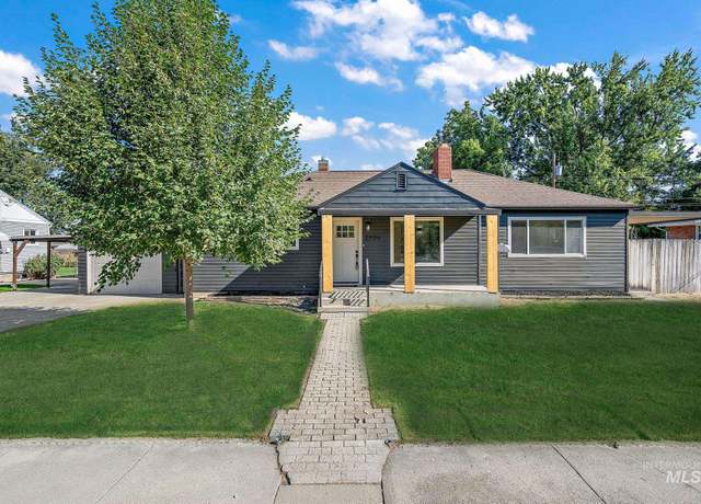 Property at 2406 W Pendleton, Boise, ID 83705, 3 beds, 2 baths