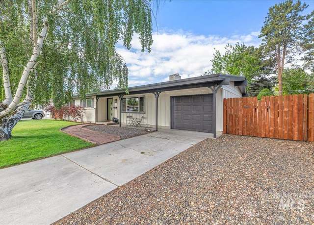 Property at 6953 W Ashland Dr, Boise, ID 83709, 3 beds, 2 baths