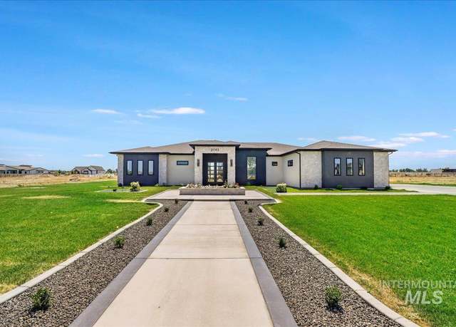 Property at 2743 E 4216 N, Twin Falls, ID 83301, 4 beds, 3 baths