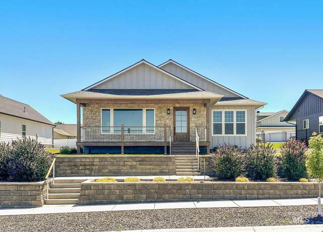 Property at 1728 Appaloosa Dr, Lewiston, ID 83501-3107, 3 beds, 2 baths