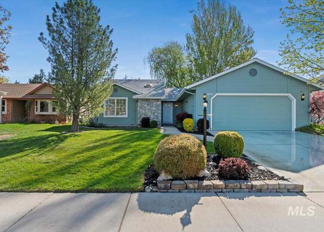 Property at 5710 N Oasis Dr, Garden City, ID 83714, 3 beds, 2 baths