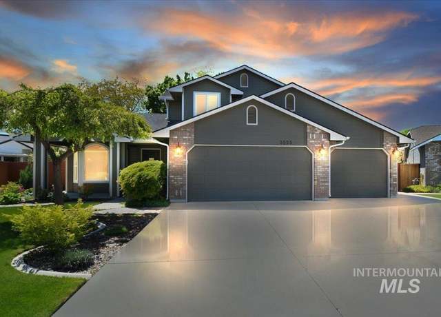 Property at 3525 W Birdie Ct, Meridian, ID 83646, 4 beds, 2.5 baths