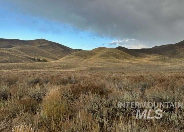 Property at 15 Golden Currant Dr, Hailey, ID 83333