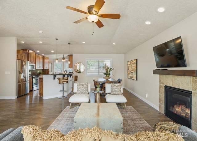 Property at 2013 N Nyborg Way, Meridian, ID 83646, 3 beds, 2 baths