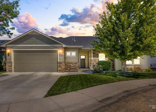 Property at 2709 Fallcrest St, Caldwell, ID 83607-5179, 3 beds, 2 baths