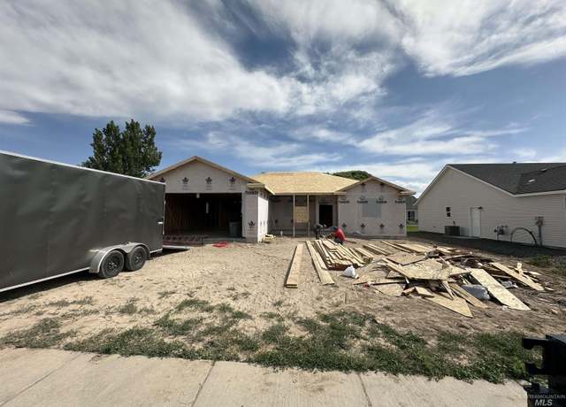 Property at 905 E 23rd Ave Lot 19 Block 4, Jerome, ID 83338, 4 beds, 2 baths
