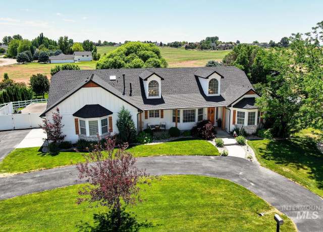 Property at 10551 W Deep Canyon Dr, Star, ID 83669, 4 beds, 3 baths
