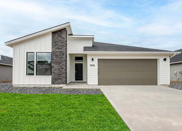 Property at 1655 SW Pegasus Peak Ave, Mountain Home, ID 83647, 4 beds, 2 baths