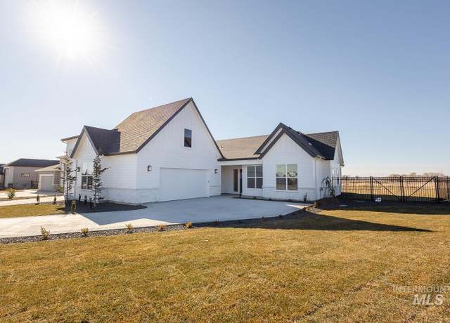 Property at 9697 S Coopers Hawk Way, Nampa, ID 83686, 4 beds, 2.5 baths