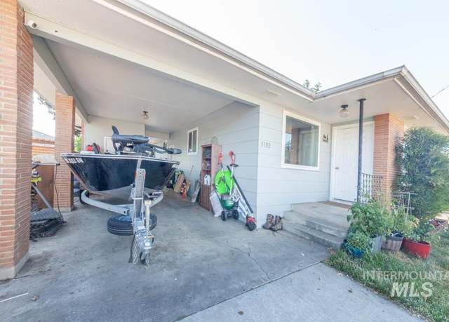 Property at 3132 8th Street C, Lewiston, ID 83501, 3 beds, 1.5 baths