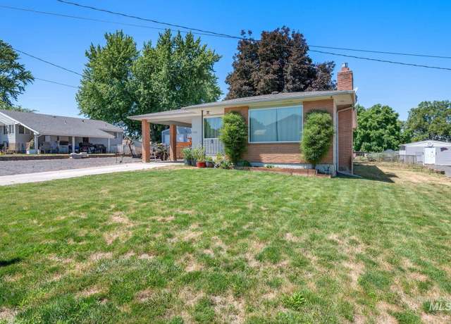 Property at 3132 8th Street C, Lewiston, ID 83501, 3 beds, 1.5 baths