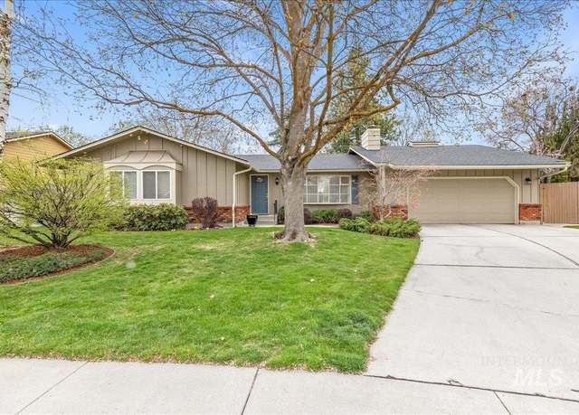Property at 10332 W Dason Dr, Boise, ID 83704-1935, 5 beds, 3 baths