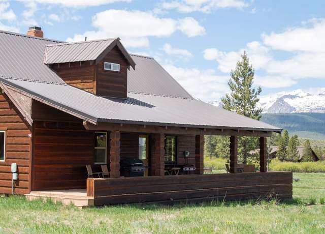 Property at 43 Fisher Creek Loop, Stanley, ID 83278, 4 beds, 2 baths