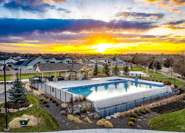 Property at 2311 E Mores Trail Dr, Meridian, ID 83642, 4 beds, 3.5 baths