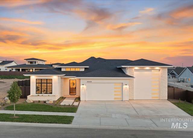 Property at 9989 W Bouvardia St, Star, ID 83699, 4 beds, 3.5 baths