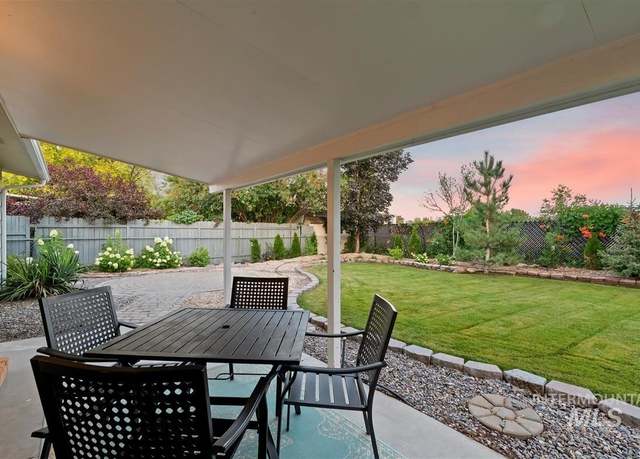 Property at 8475 W Westchester, Boise, ID 83704, 3 beds, 2 baths