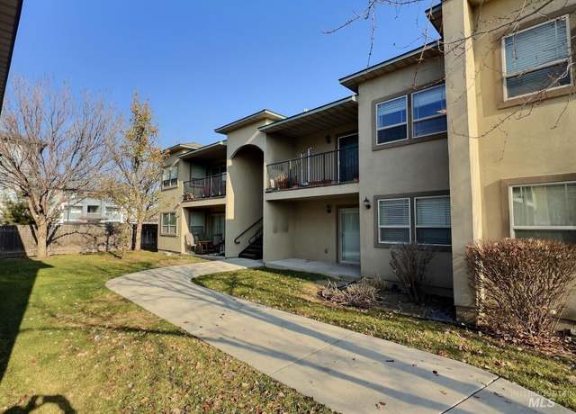 Property at 9136 W Brogan Dr, Boise, ID 83709, 12 beds, 8 baths