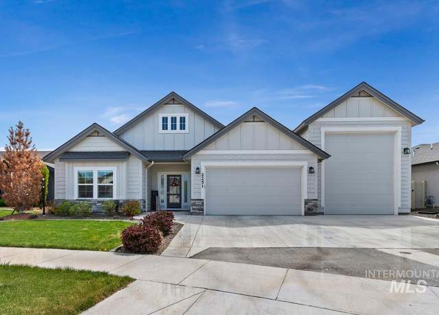 Property at 2251 E Grayson St, Meridian, ID 83642, 3 beds, 2 baths