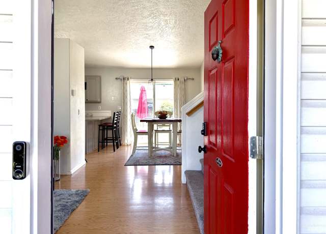 Property at 643 E Sedgewick St, Meridian, ID 83646, 4 beds, 3 baths