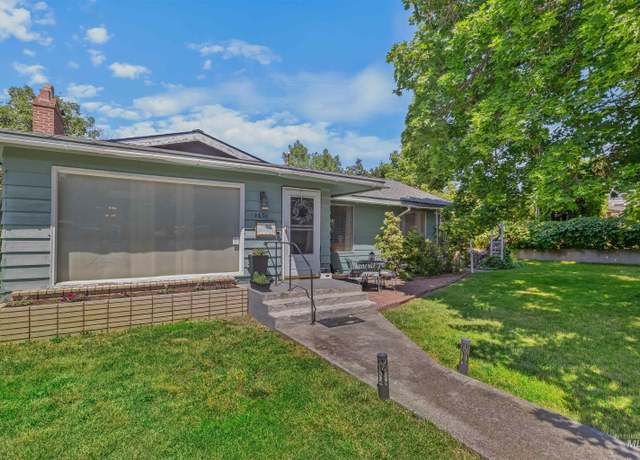 Property at 1601 20th Ave, Lewiston, ID 83501, 3 beds, 2 baths