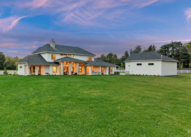 Property at 2756 N Pescara Ln, Eagle, ID 83616, 4 beds, 4.5 baths