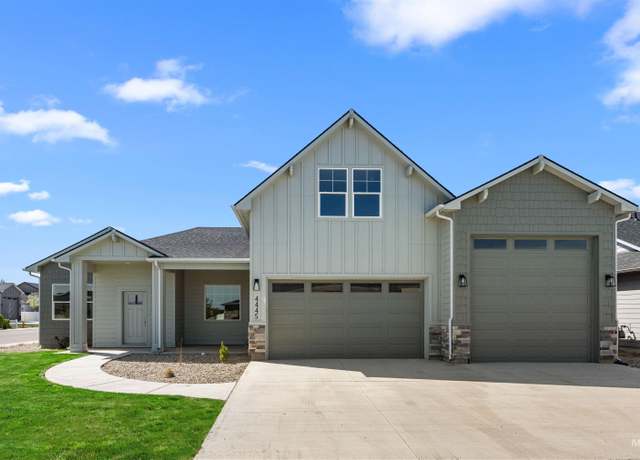 Property at 4445 E Wedge St, Nampa, ID 83687, 3 beds, 2 baths