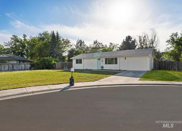 Property at 9460 W Albany, Boise, ID 83704-2804, 2 beds, 1 bath