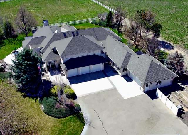 Property at 13455 Burgundy Pl, Caldwell, ID 83607-9690, 4 beds, 3.5 baths
