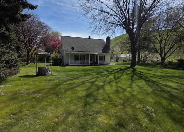 Property at 134 S Deadman Rd, Pomeroy, WA 99347, 4 beds, 2 baths