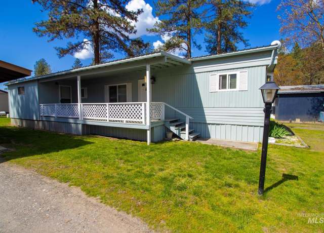 Property at 3 Steelhead Ln, Orofino, ID 83541, 2 beds, 1 bath