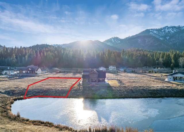 Property at 38 Singing Springs Way, Garden Valley, ID 83622, 4 beds, 3 baths
