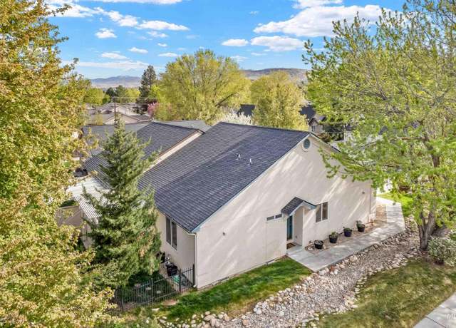 Property at 3189 S Kramer Ln, Boise, ID 83706, 3 beds, 2 baths